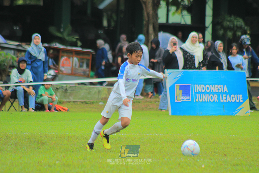 ijl u9 110126 nusantara 2004 brazillian ss senayan