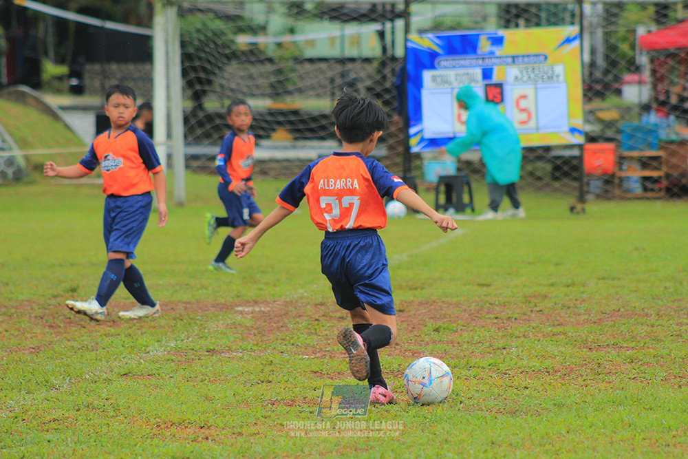 ijl u9 110126 proball football vs versus academy