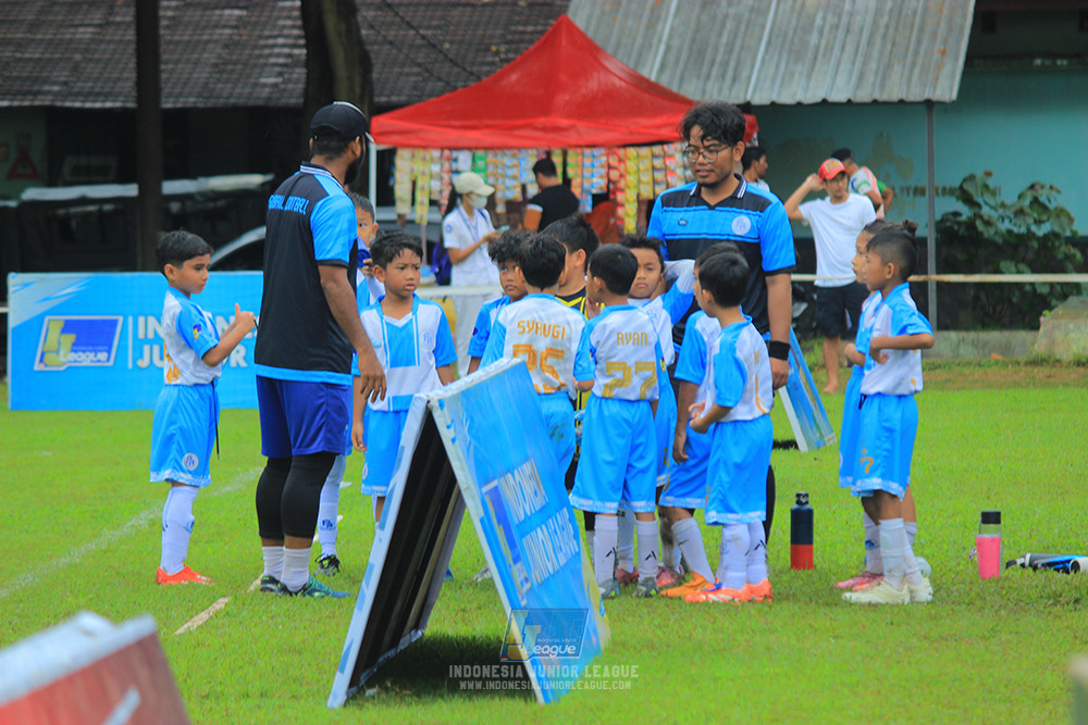 ijl u9 110126 proball football vs versus academy