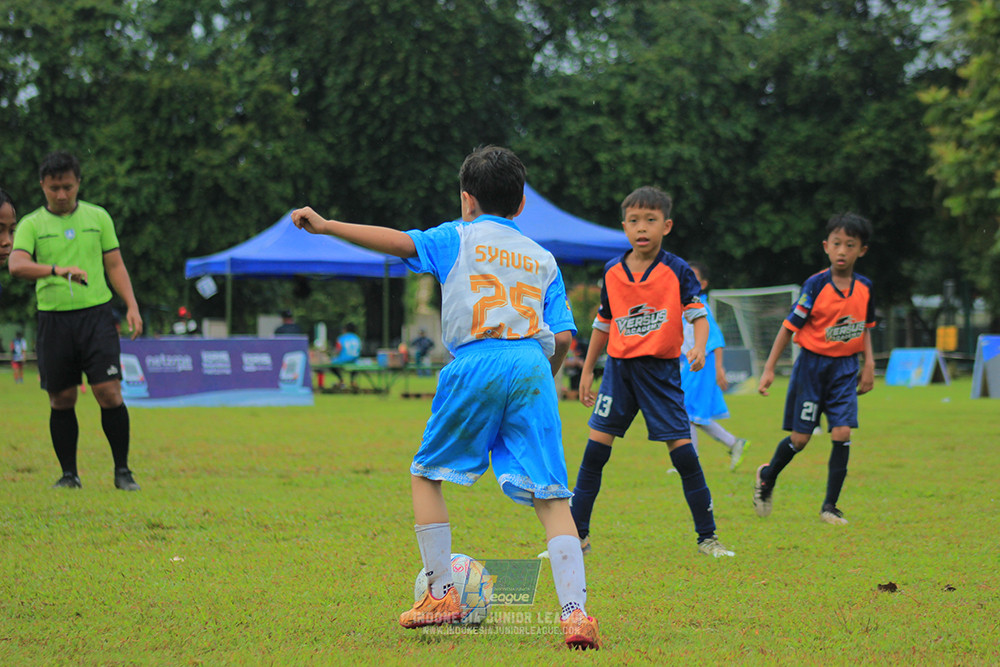 ijl u9 110126 proball football vs versus academy