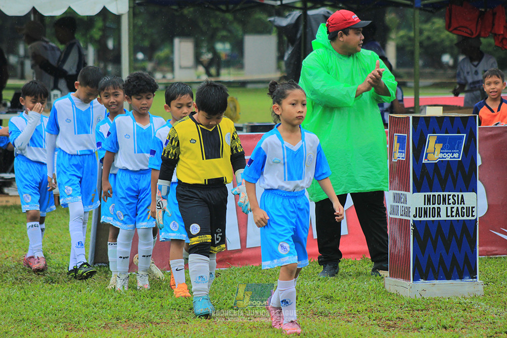 ijl u9 110126 proball football vs versus academy