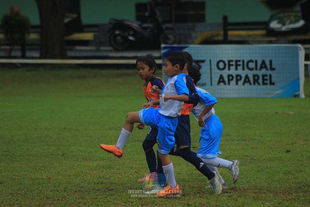 ijl u9 110126 proball football vs versus academy