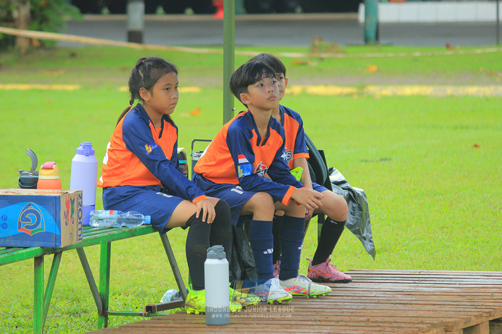 ijl u9 110126 proball football vs versus academy