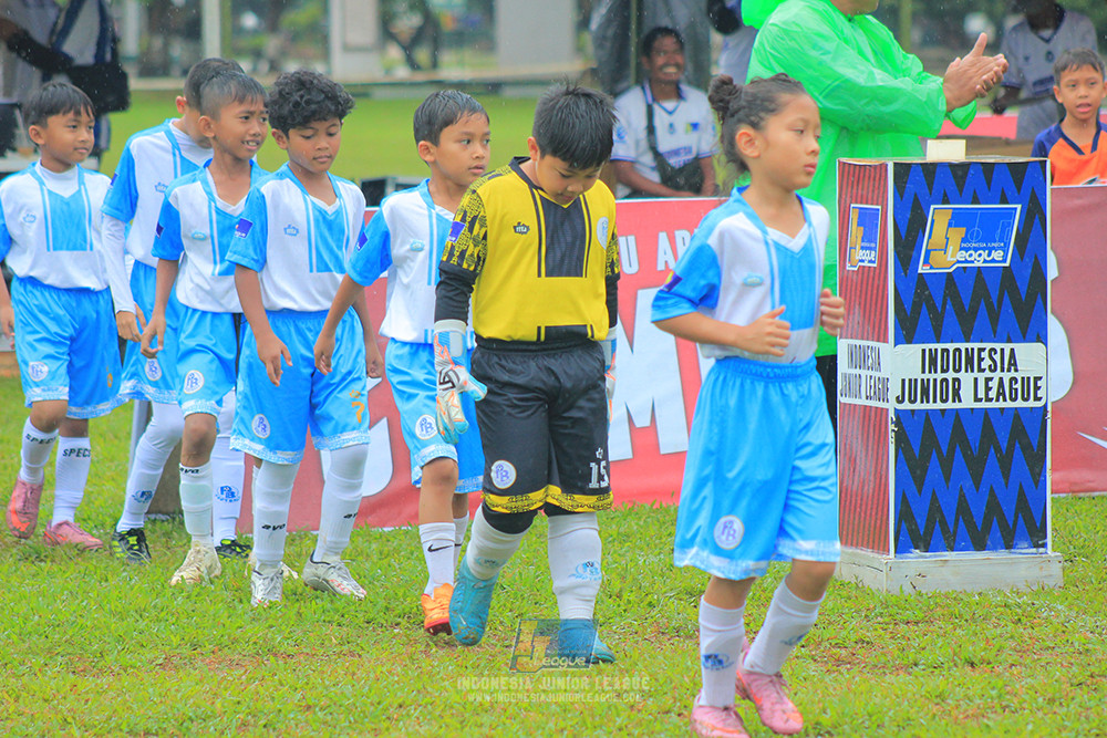ijl u9 110126 proball football vs versus academy