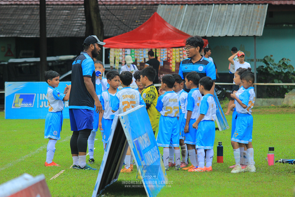 ijl u9 110126 proball football vs versus academy