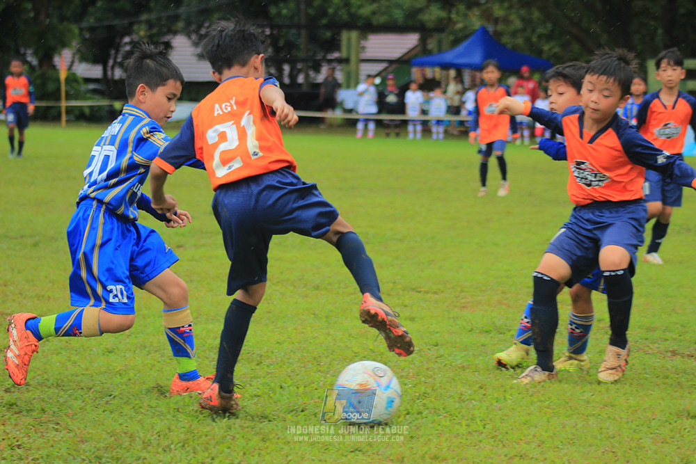 ijl u9 110126 versus academy vs nusnatara 2004