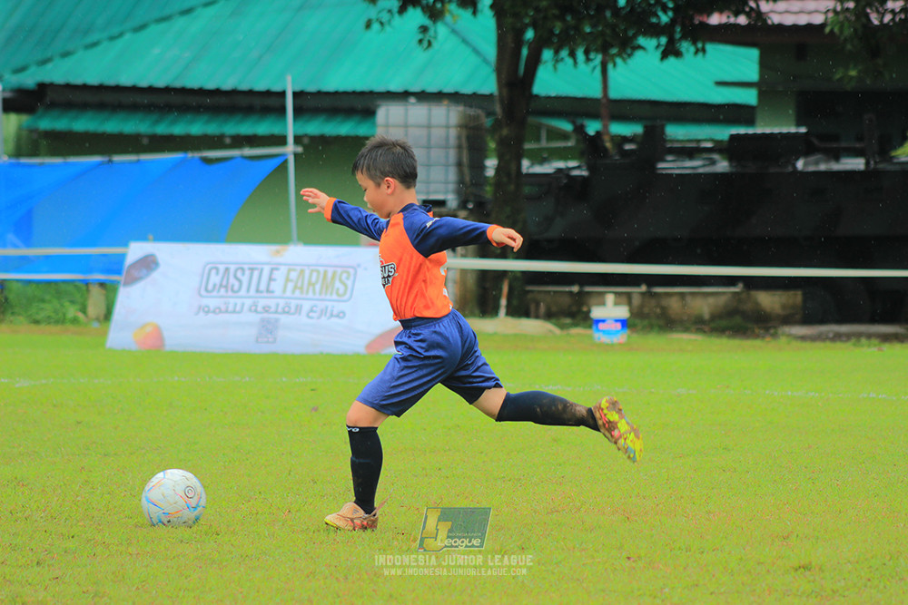 ijl u9 110126 versus academy vs nusnatara 2004