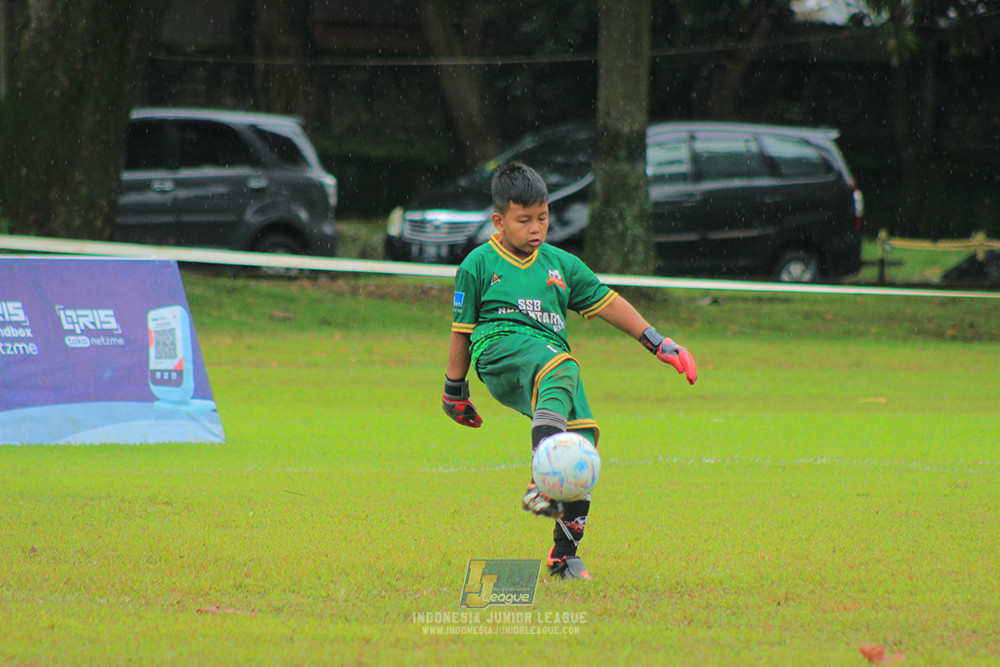 ijl u9 110126 versus academy vs nusnatara 2004