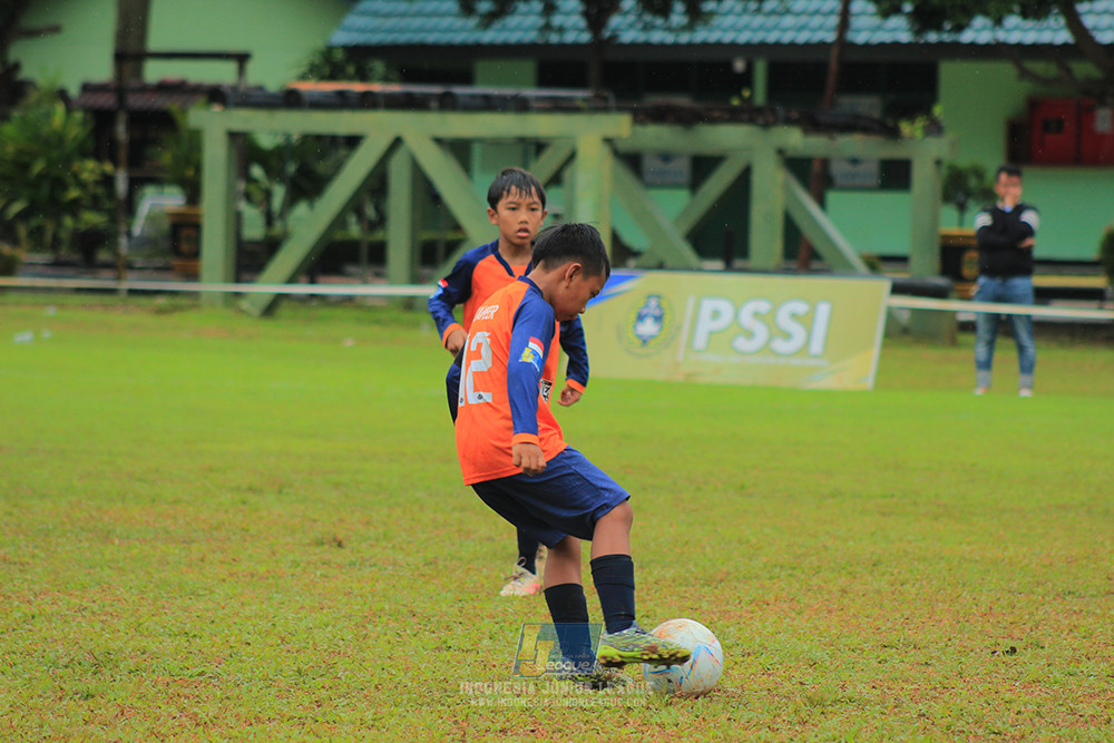 ijl u9 110126 versus academy vs nusnatara 2004