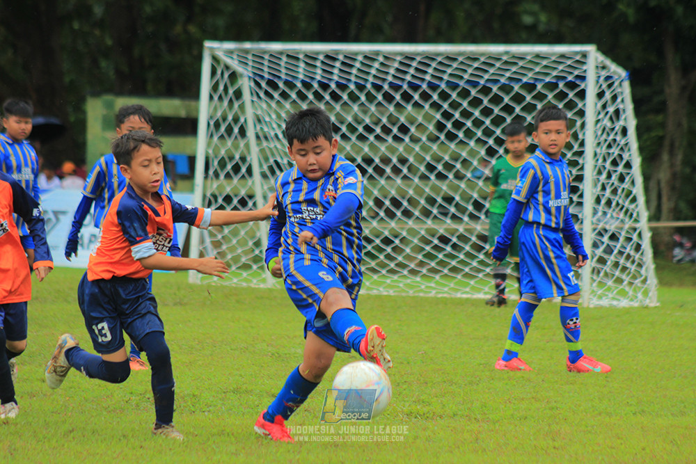 ijl u9 110126 versus academy vs nusnatara 2004