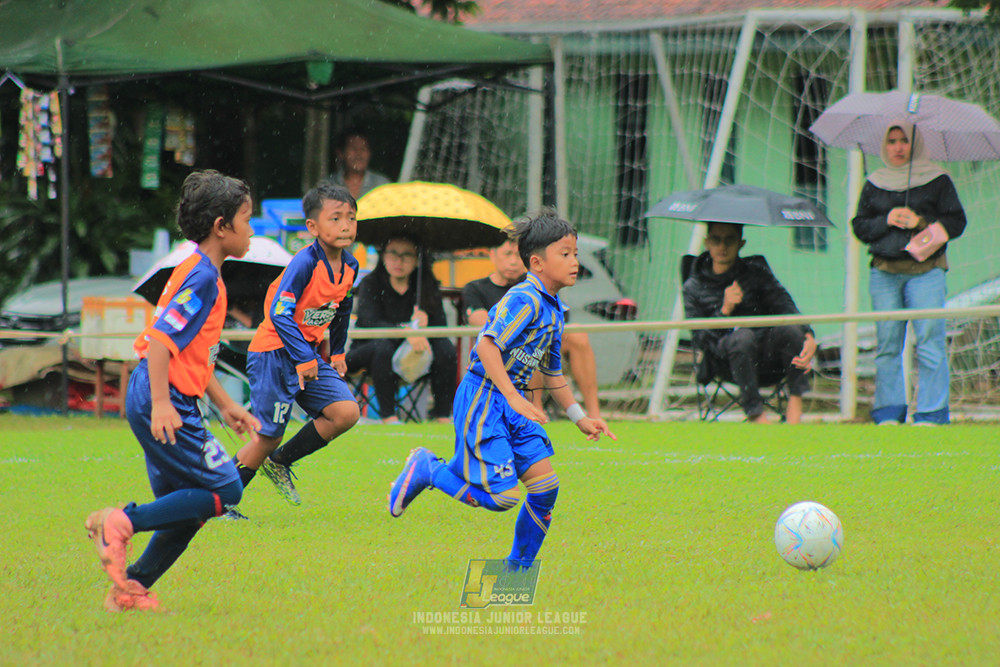 ijl u9 110126 versus academy vs nusnatara 2004