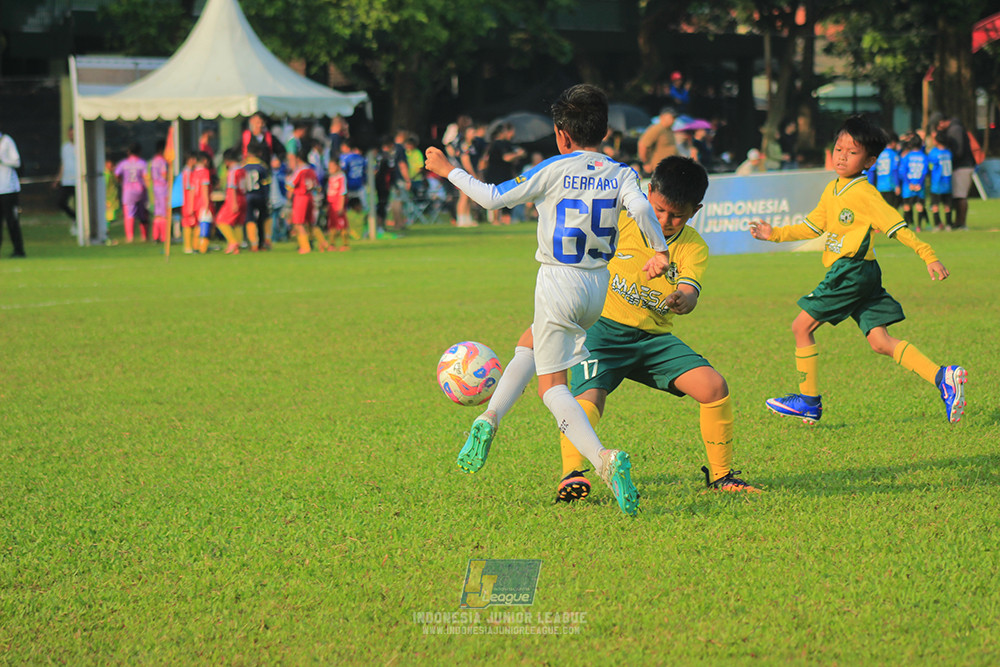 ijl u9 190426 brazillian ss senayan vs maesa pararaider