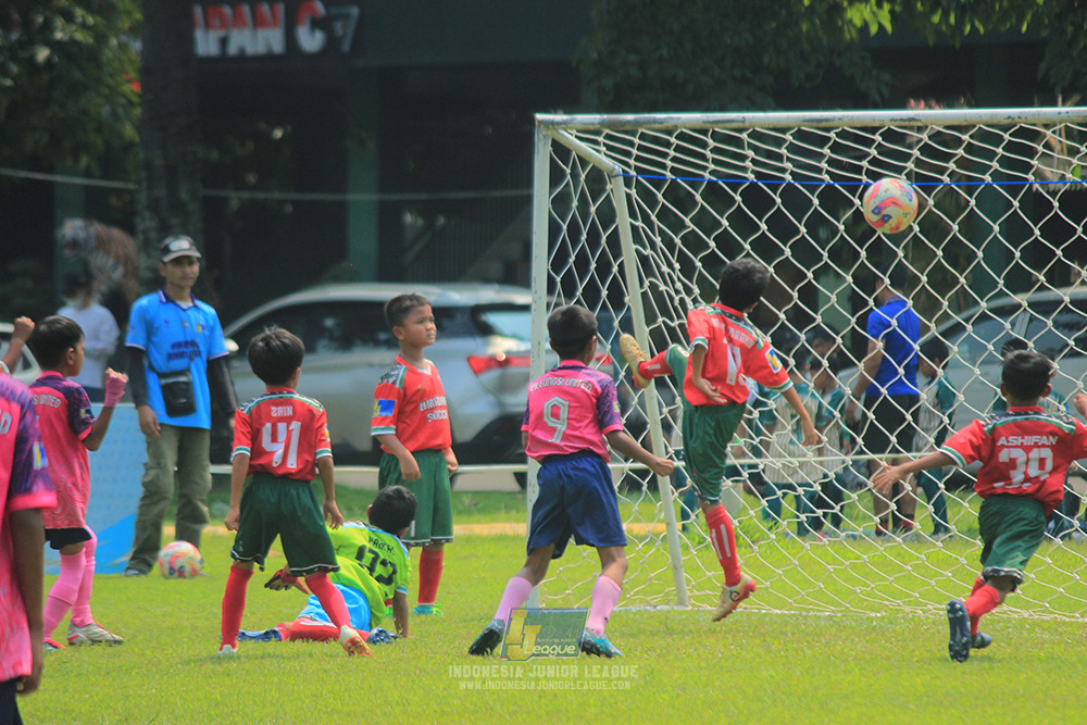 ijl u9 190426 cileungsi united vs wiradhika soccer