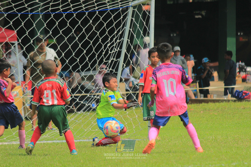 ijl u9 190426 cileungsi united vs wiradhika soccer