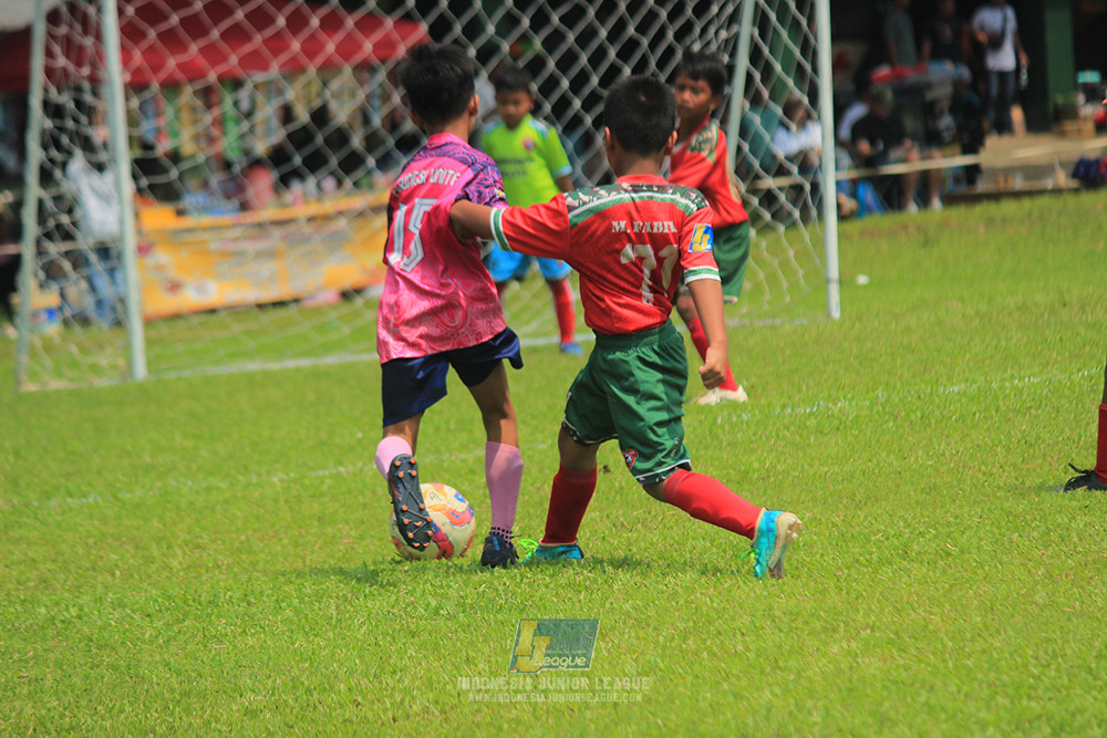 ijl u9 190426 cileungsi united vs wiradhika soccer