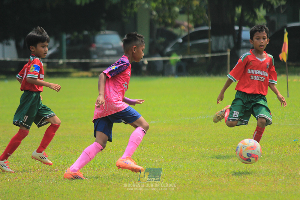 ijl u9 190426 cileungsi united vs wiradhika soccer