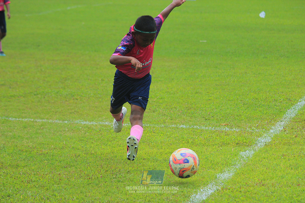 ijl u9 190426 cileungsi united vs wiradhika soccer