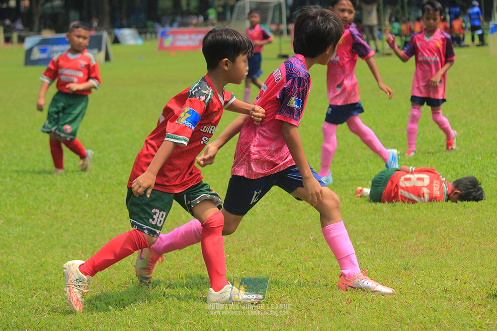 ijl u9 190426 cileungsi united vs wiradhika soccer