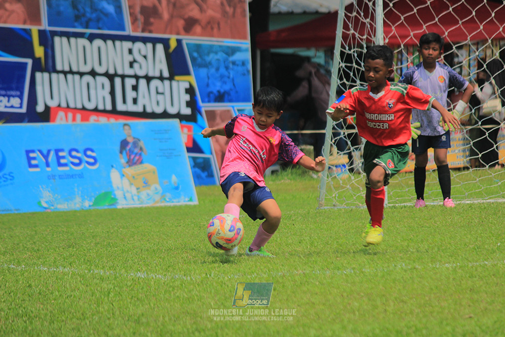 ijl u9 190426 cileungsi united vs wiradhika soccer