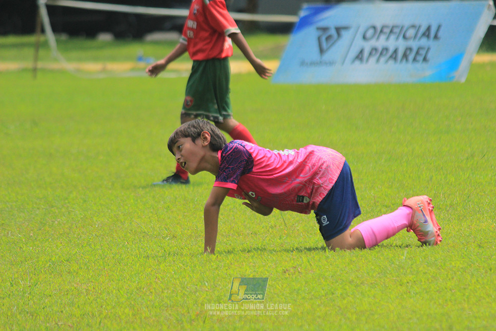 ijl u9 190426 cileungsi united vs wiradhika soccer