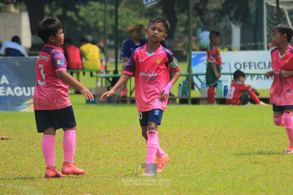 ijl u9 190426 cileungsi united vs wiradhika soccer