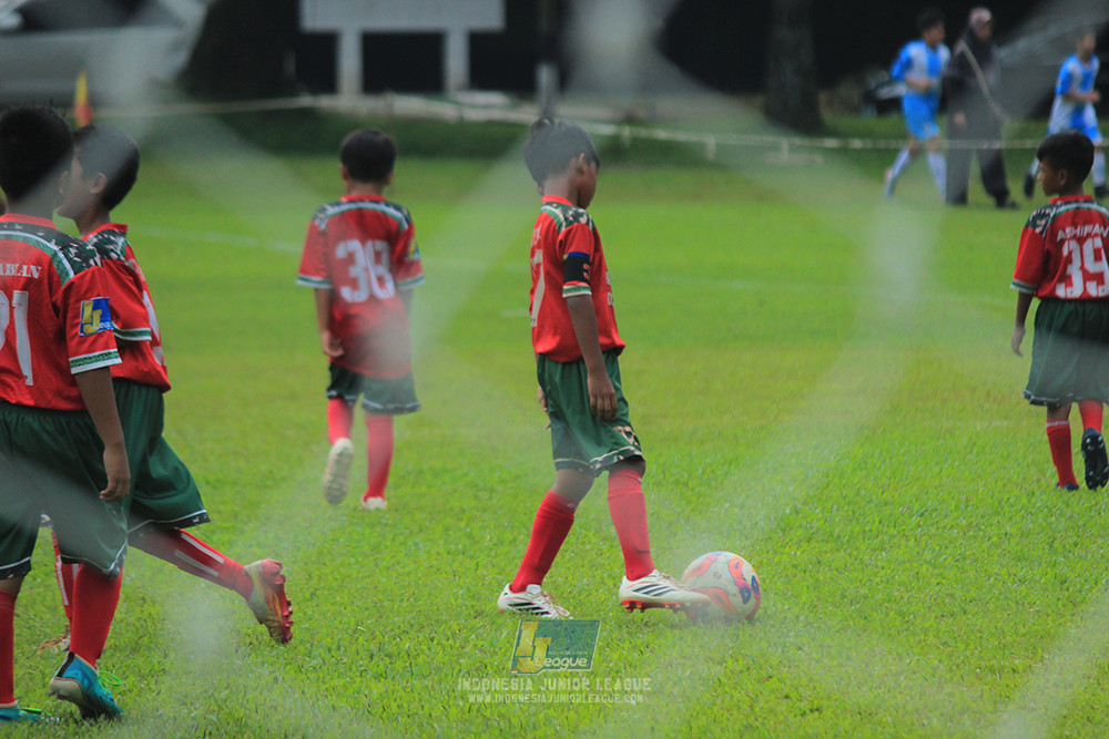 ijl u9 190426 cileungsi united vs wiradhika soccer