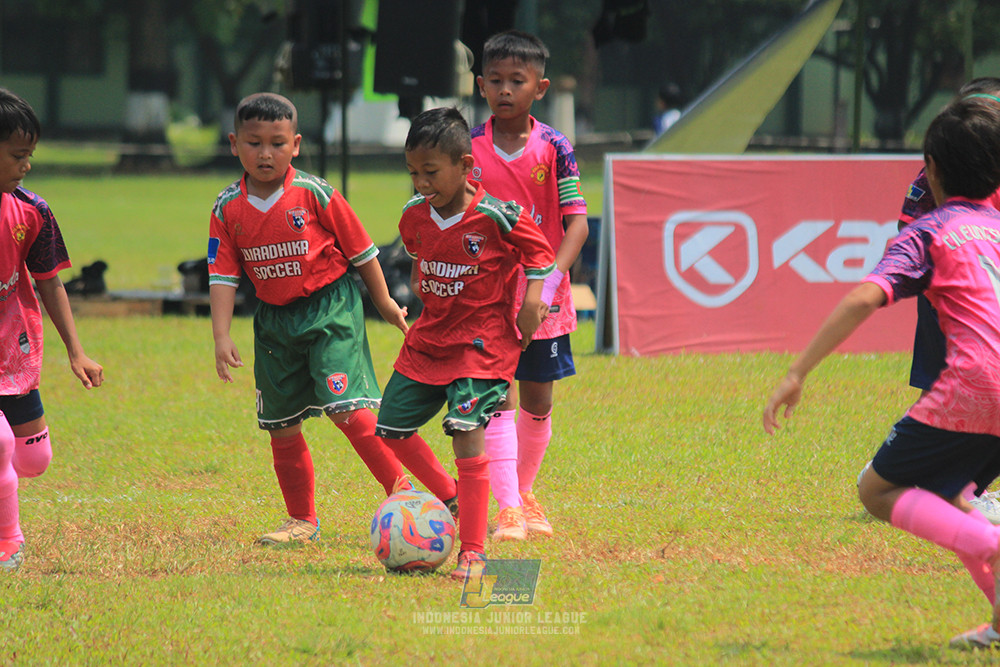 ijl u9 190426 cileungsi united vs wiradhika soccer