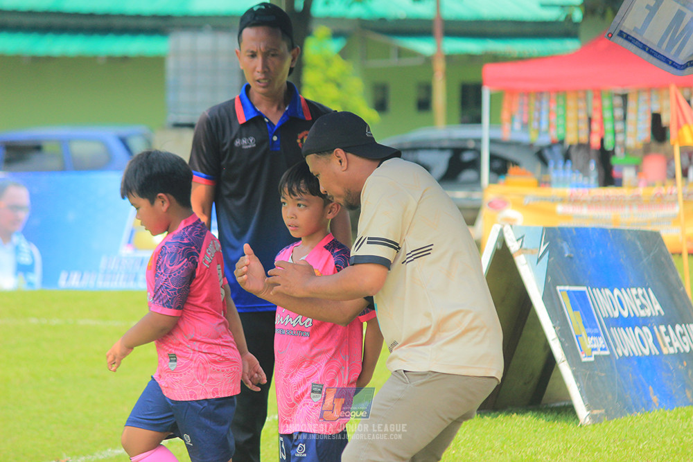 ijl u9 190426 cileungsi united vs wiradhika soccer
