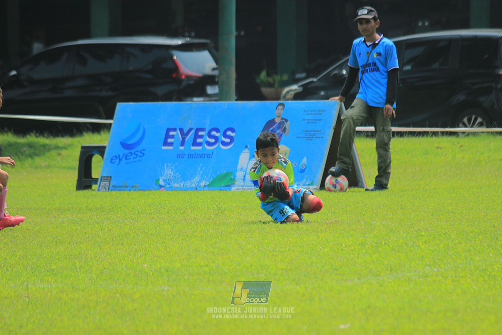 ijl u9 190426 cileungsi united vs wiradhika soccer