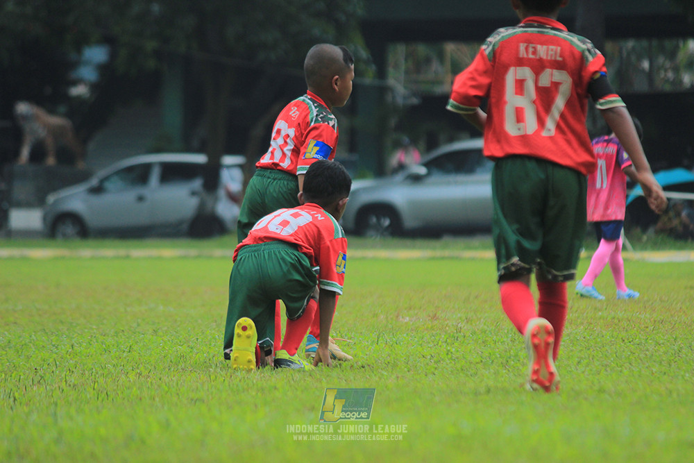 ijl u9 190426 cileungsi united vs wiradhika soccer