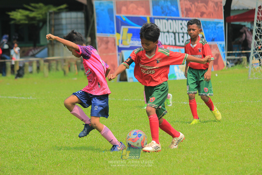 ijl u9 190426 cileungsi united vs wiradhika soccer