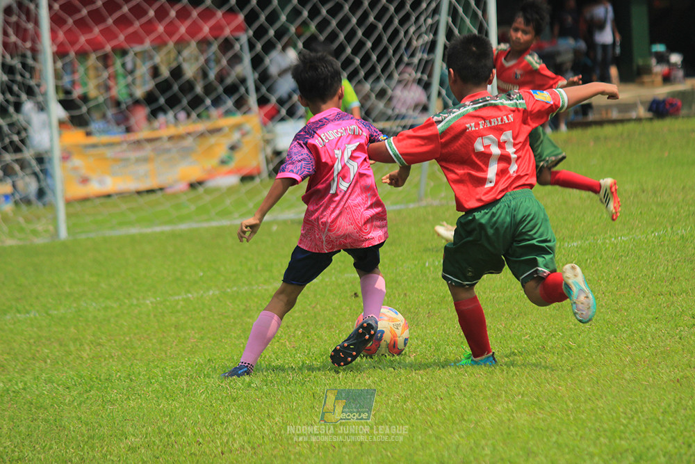 ijl u9 190426 cileungsi united vs wiradhika soccer