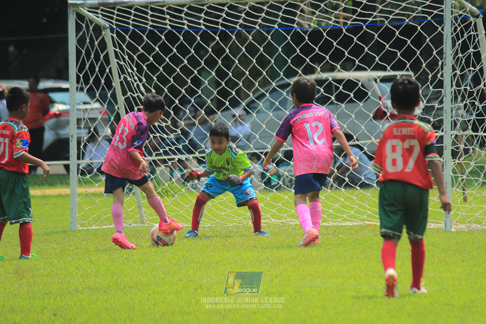 ijl u9 190426 cileungsi united vs wiradhika soccer