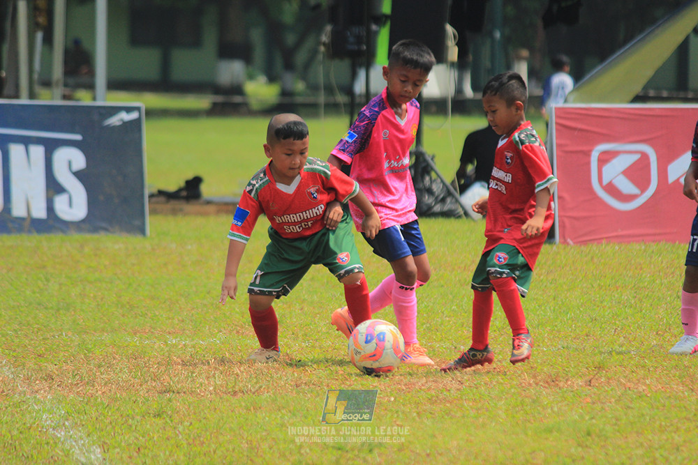 ijl u9 190426 cileungsi united vs wiradhika soccer