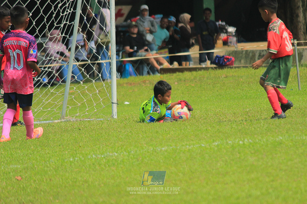 ijl u9 190426 cileungsi united vs wiradhika soccer