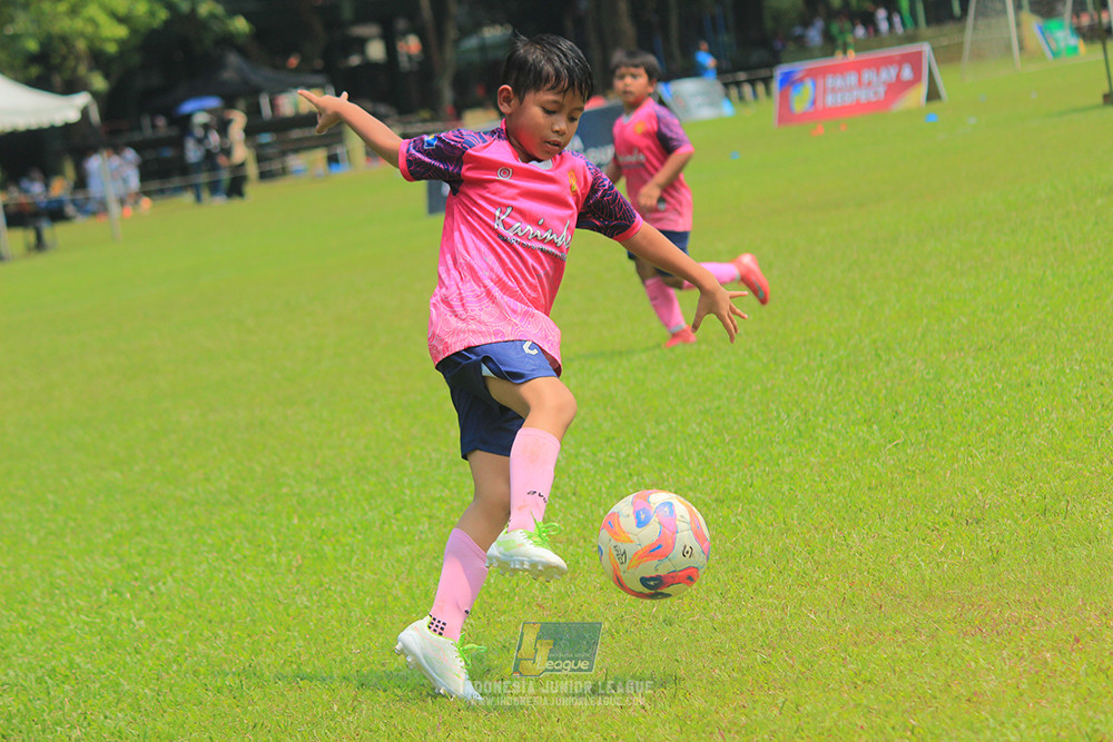 ijl u9 190426 cileungsi united vs wiradhika soccer