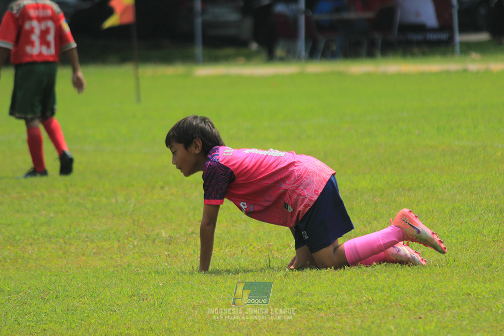 ijl u9 190426 cileungsi united vs wiradhika soccer
