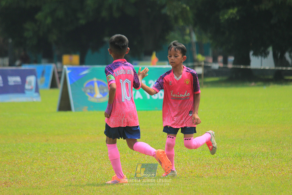 ijl u9 190426 cileungsi united vs wiradhika soccer