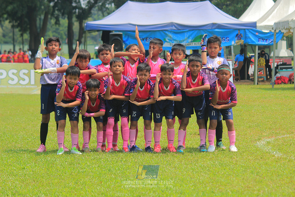 ijl u9 190426 cileungsi united vs wiradhika soccer
