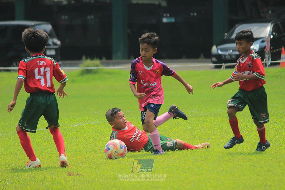 ijl u9 190426 cileungsi united vs wiradhika soccer