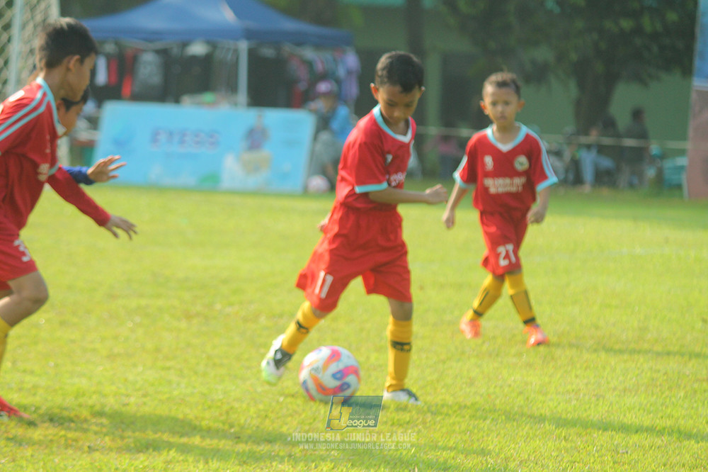 ijl u9 190426 steelford united vs gagak muda