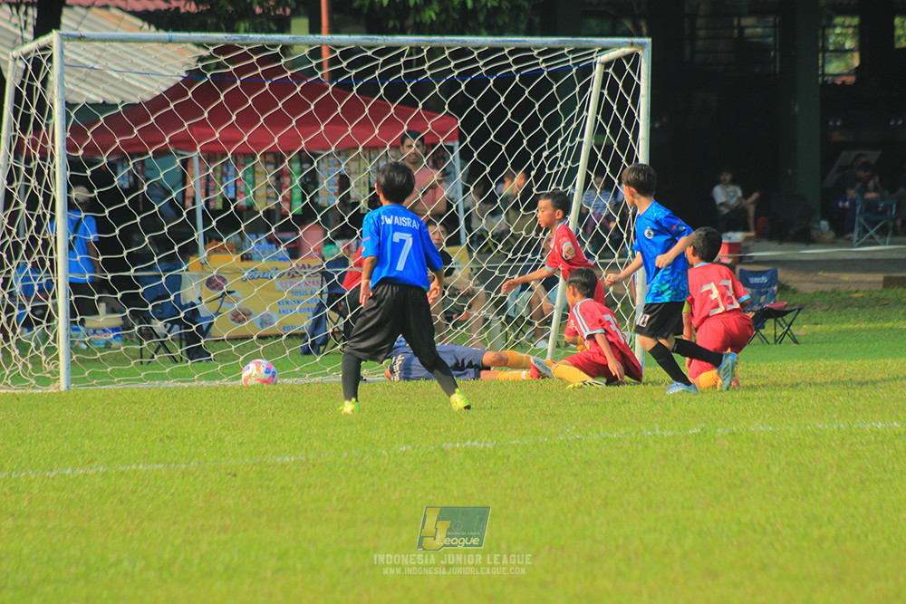 ijl u9 190426 steelford united vs gagak muda