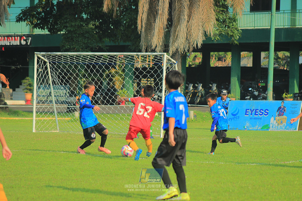 ijl u9 190426 steelford united vs gagak muda