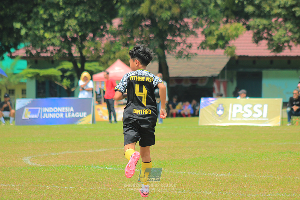 ijlu10 170825 brazillian soccer bintaro vs brazillian soccer lfa