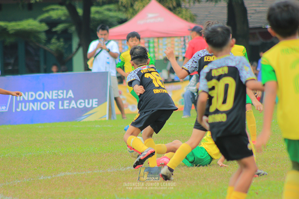ijlu10 170825 brazillian soccer bintaro vs brazillian soccer lfa