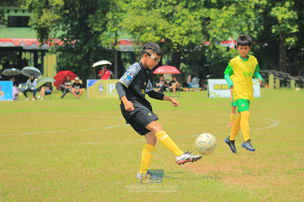 ijlu10 170825 brazillian soccer bintaro vs brazillian soccer lfa
