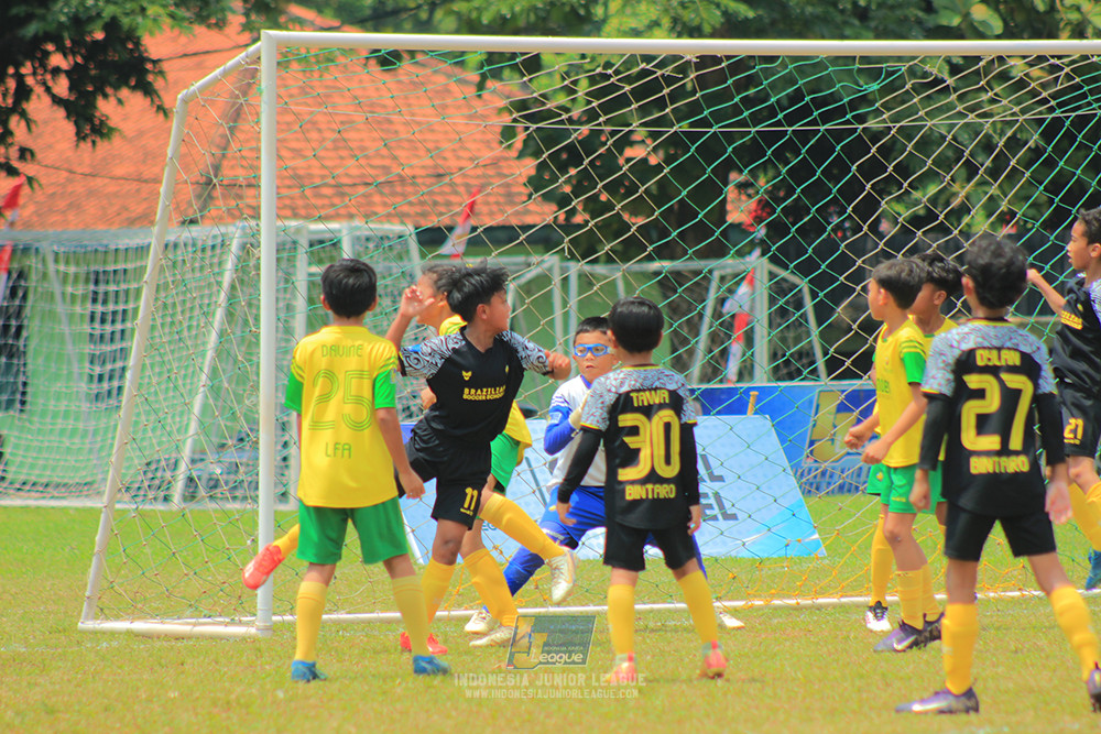 ijlu10 170825 brazillian soccer bintaro vs brazillian soccer lfa