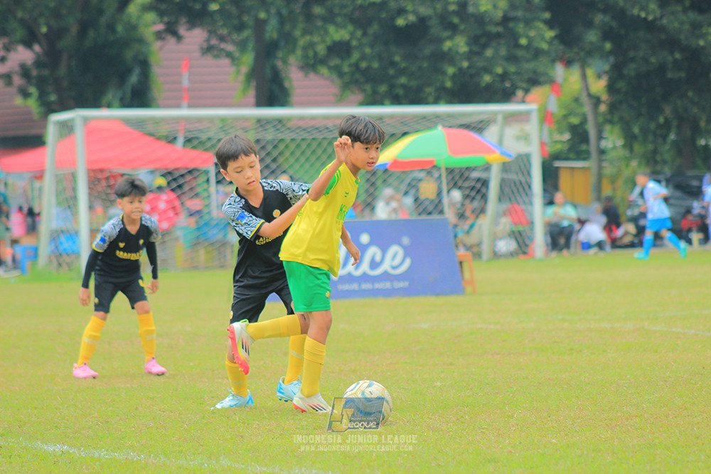 ijlu10 170825 brazillian soccer bintaro vs brazillian soccer lfa