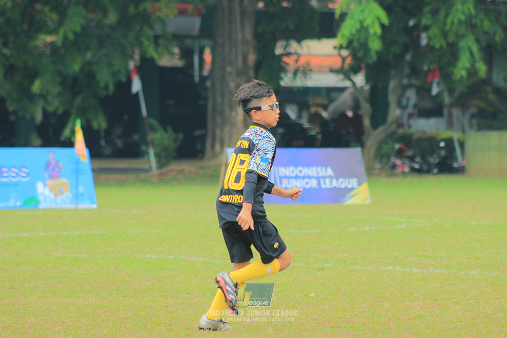 ijlu10 170825 brazillian soccer bintaro vs brazillian soccer lfa