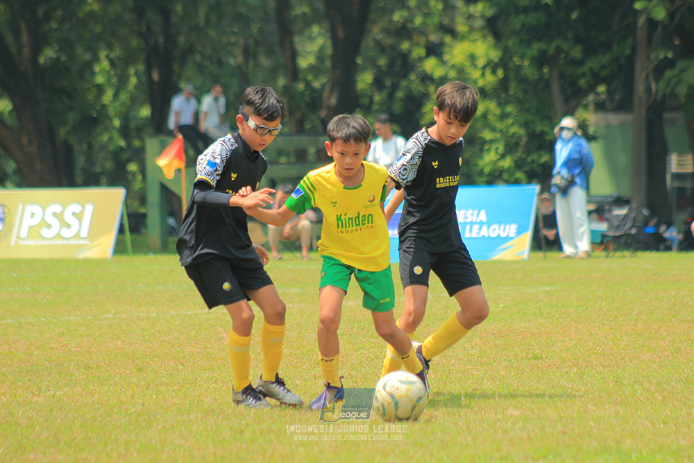 ijlu10 170825 brazillian soccer bintaro vs brazillian soccer lfa